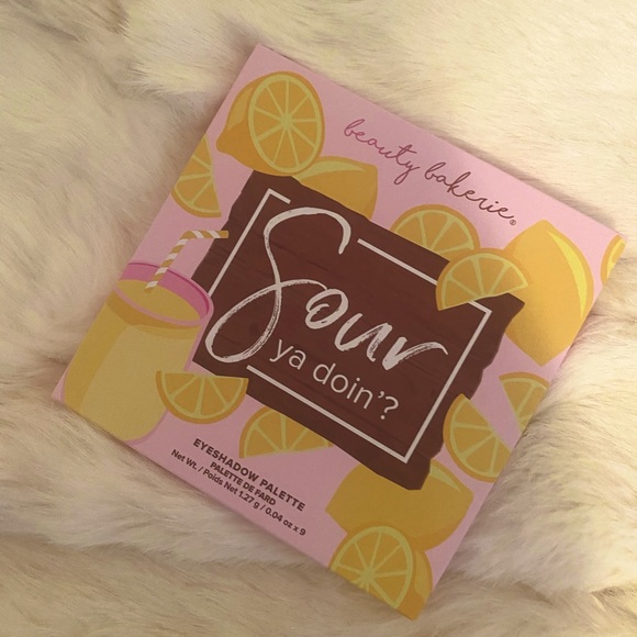 BNIB 🍋 Sour Ya Doin? Eyeshadow Palette 🍋 - Picture 2 of 6